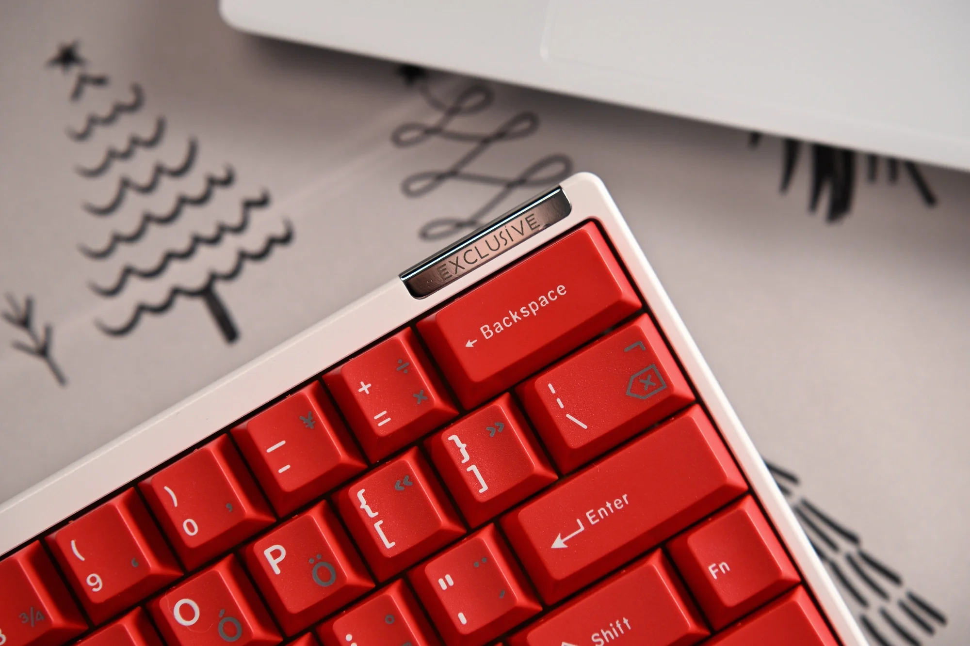 JTK R.W.G IRISH Cherry Profile ABS&PBT Doubleshot Keycap Set - Image 6