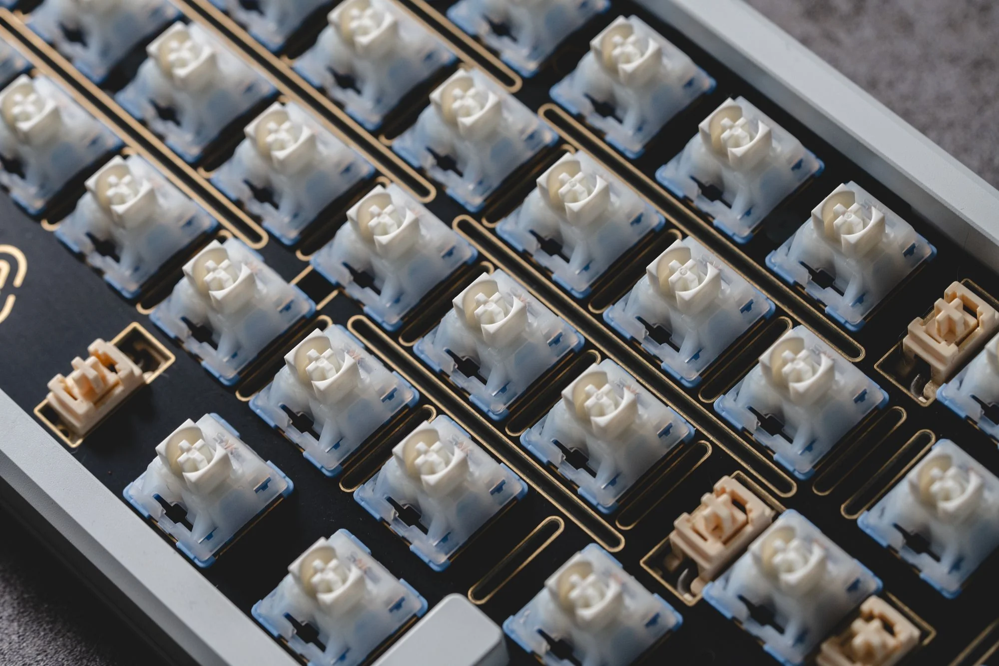 [In-stock] Ripple Switches, Linear (MX Red), Cherry MX Style, Lubed, 90pcs Pack - Image 7