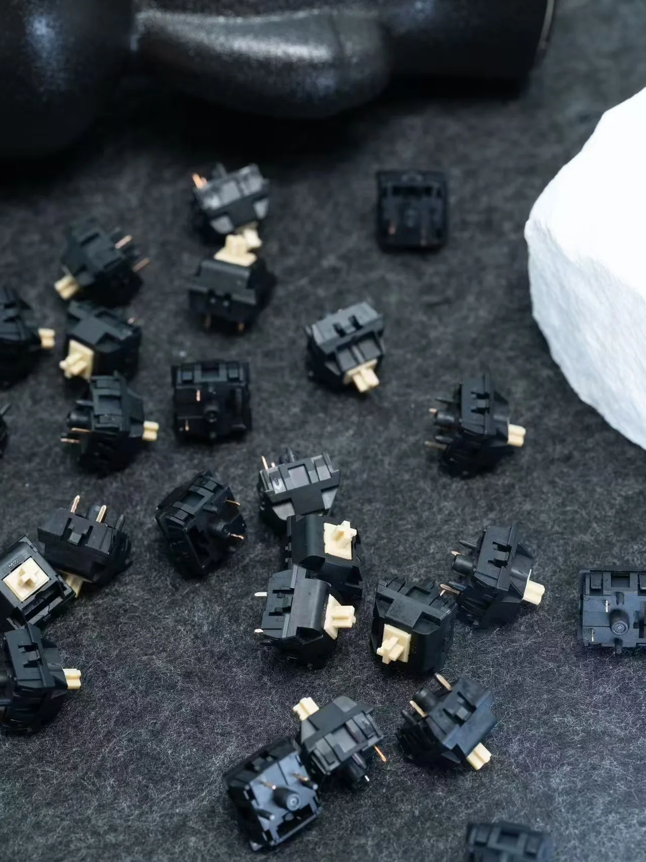 Y3 Switches Factory-Lubed Linear Switches for Mechanical Keyboards - Image 3