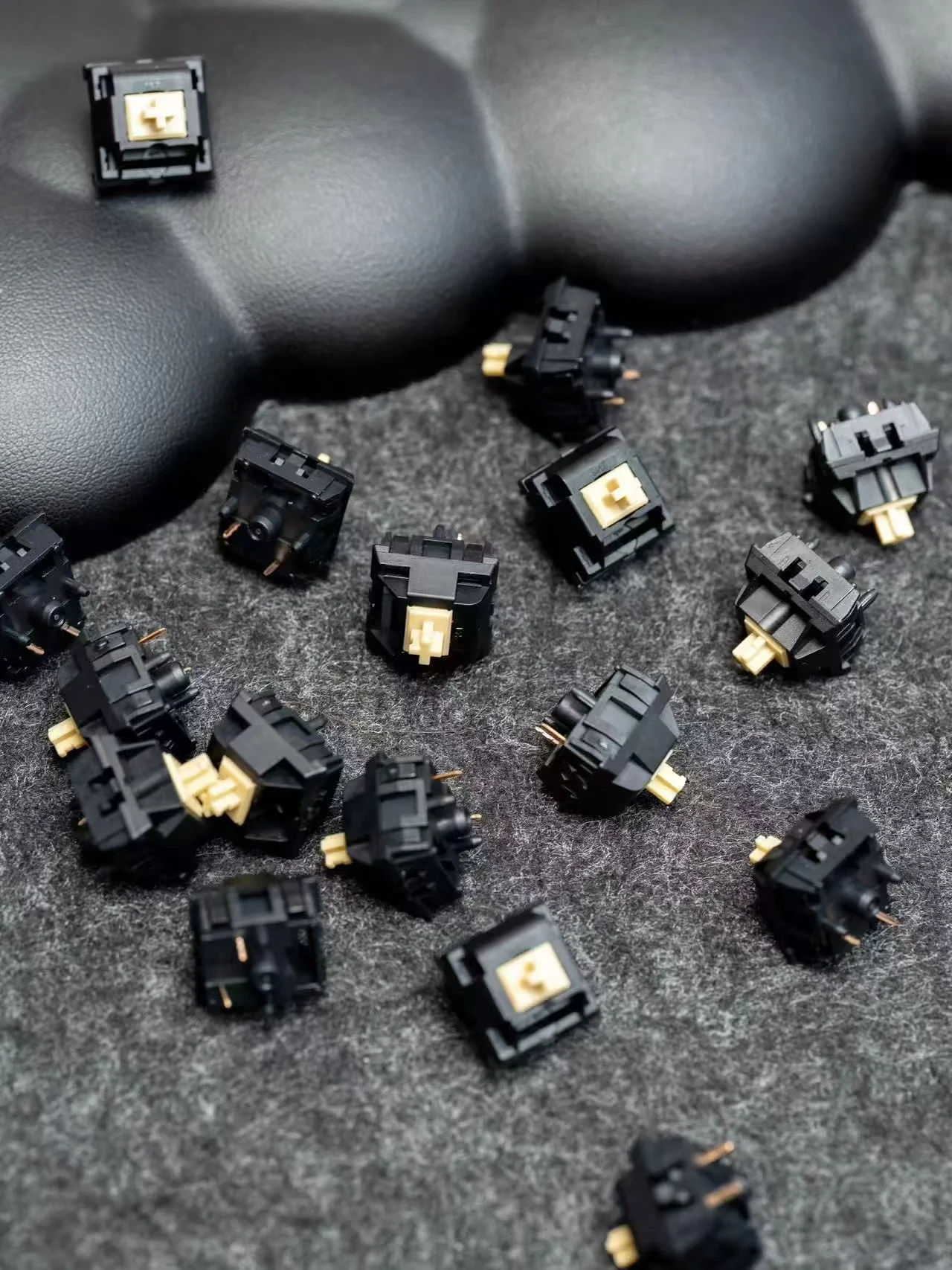 Y3 Switches Factory-Lubed Linear Switches for Mechanical Keyboards - Image 4